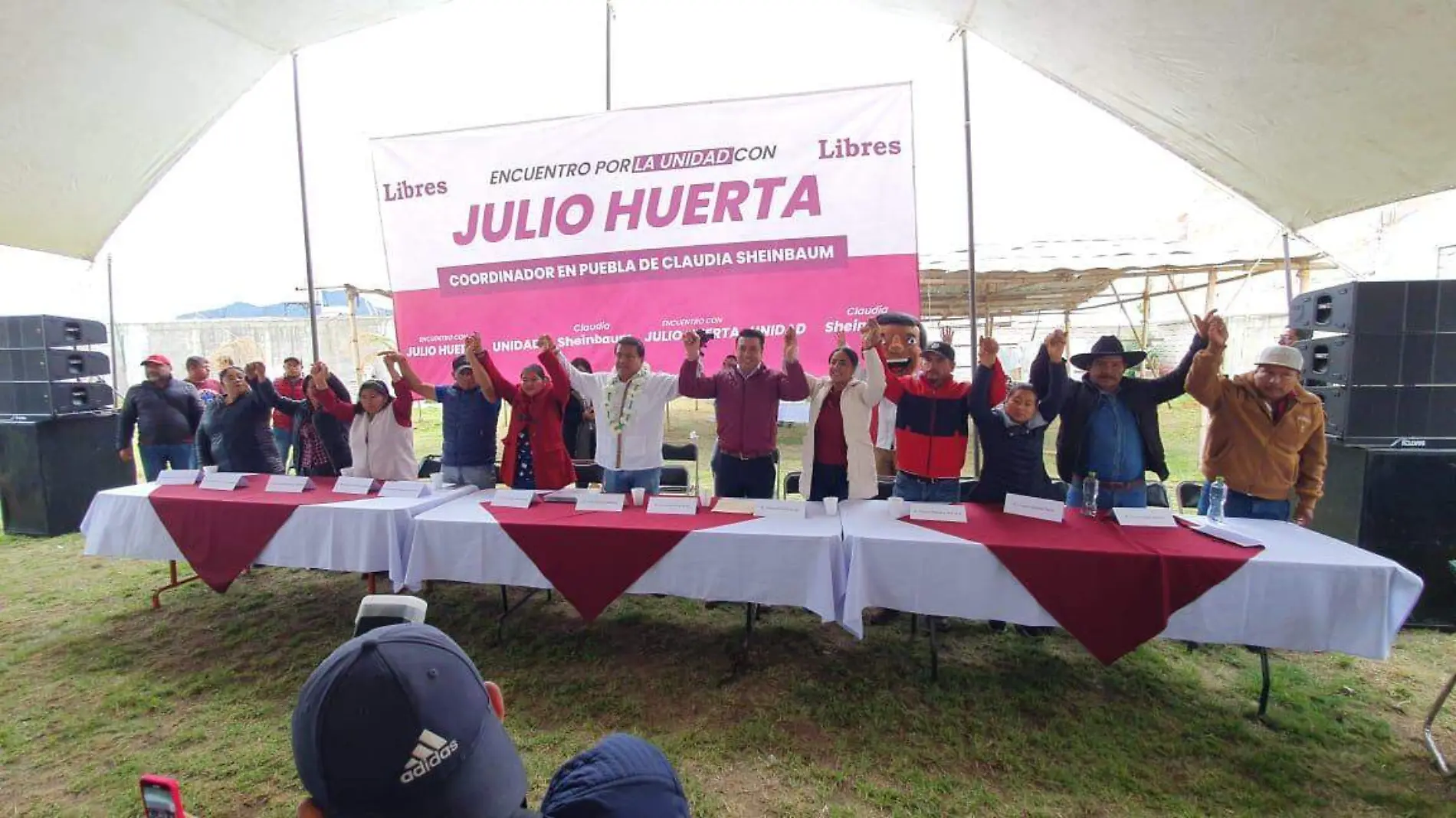 julio huerta promueve a Sheinbaum en Libres